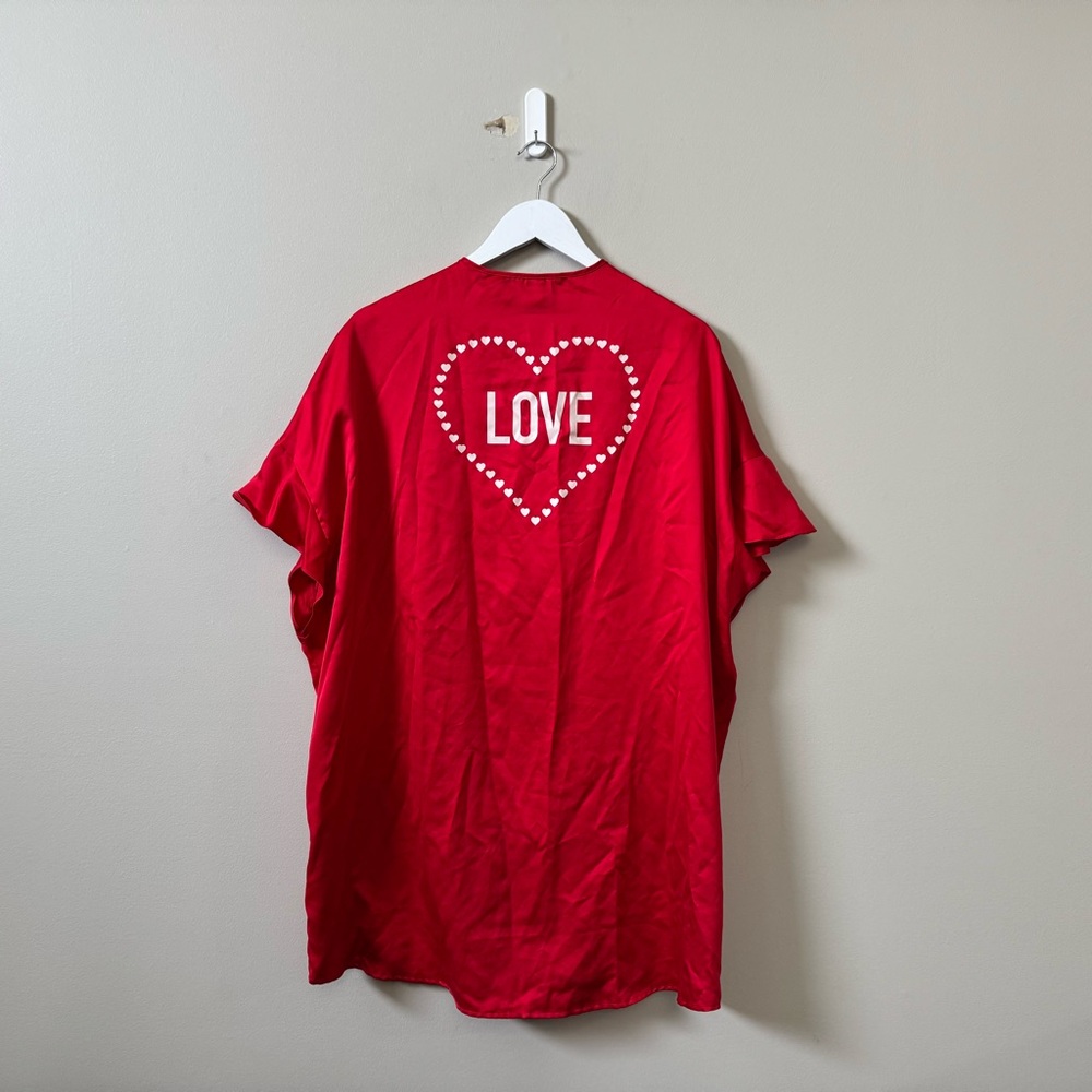 Victoria’s Secret red “Love” Y2K ruffle short sleeve robe
